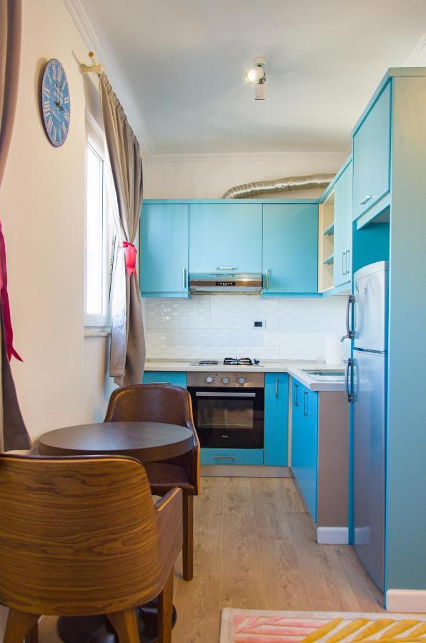Bright Apartment Close To City Center Tiranë Ngoại thất bức ảnh